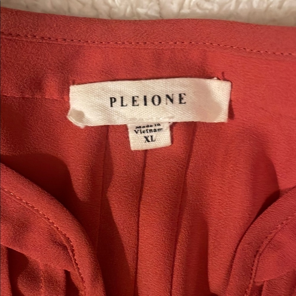 Pleione Orange Sleeveless Pleated Blouse - Picture 2 of 6